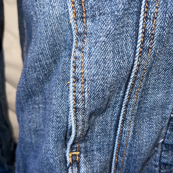 Abercrombie & Fitch Raw Hem Jean Jacket - Picture 3 of 11